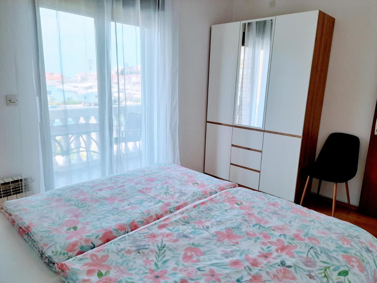 Apartments Tiho&Marija Tribalj Екстериор снимка