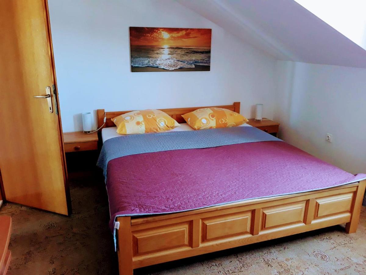 Apartments Tiho&Marija Tribalj Екстериор снимка